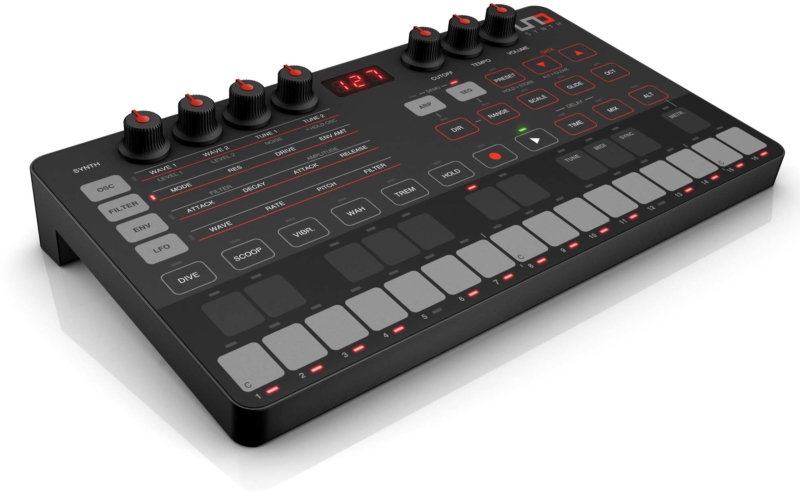 Легко программируемый синтезатор UNO Synth