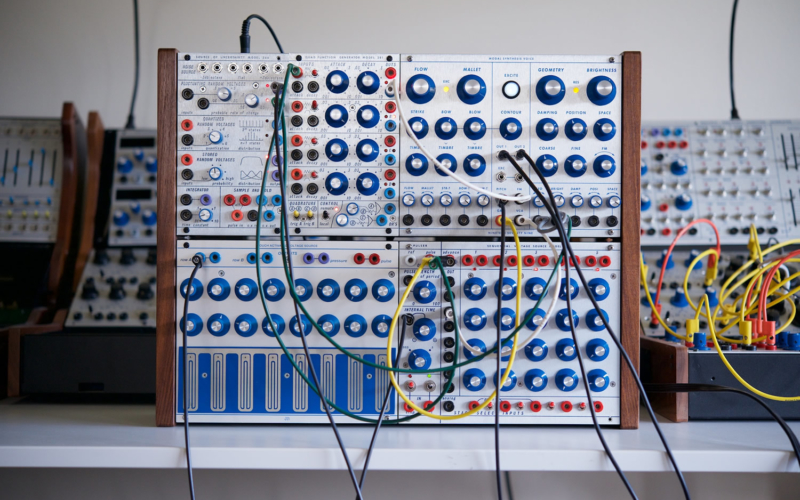 1979 Modal Synthesis Voice расширяет тембральную палитру